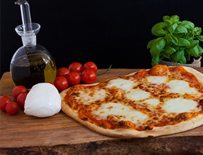 Découvrez la Véritable Histoire de la Pizza | Italie & Co